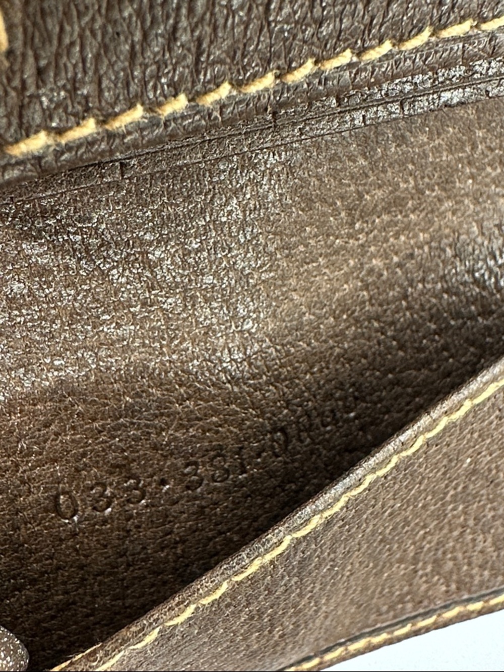 Gucci Beige and Brown GG Canvas Key Wallet with Gold Logo - Picture 7 of 9